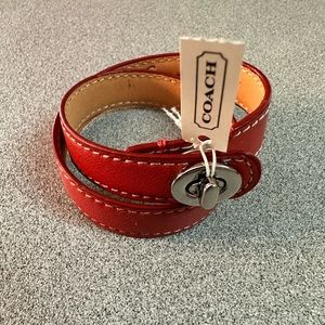 NWT COACH Leather Turn Lock Wrap Bracelet